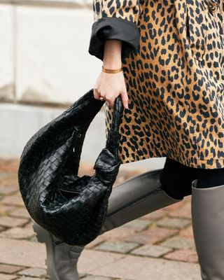 bags-street-style-autumn-winter-2020-285596-1582128764203-image