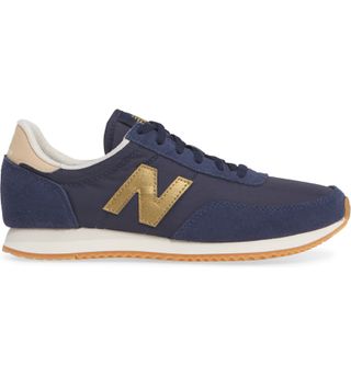 New Balance + 720 Sneakers