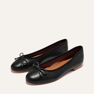 THE ROW Elastic leather ballet flats