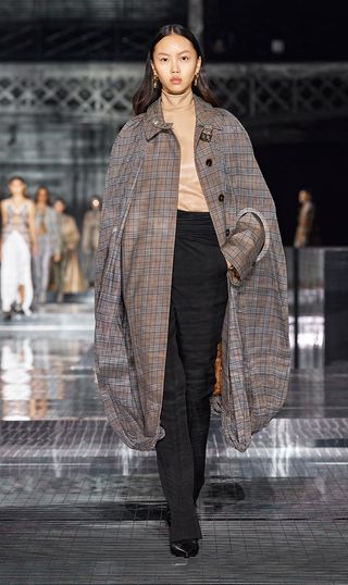 The Burberry Fall/Winter 2020 Review | Who What Wear