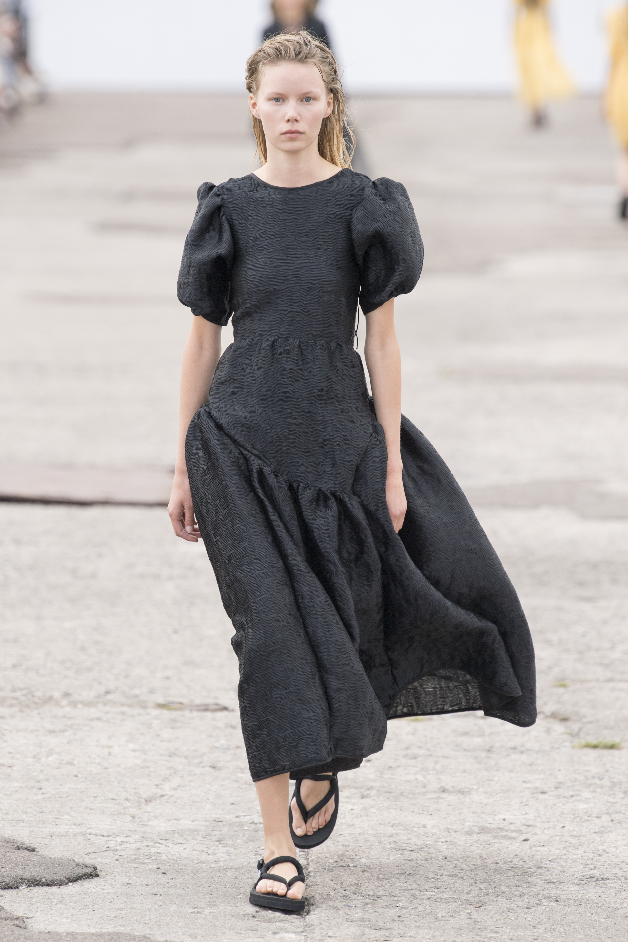 affordable-spring-dress-trends-285768-1582677211670-main