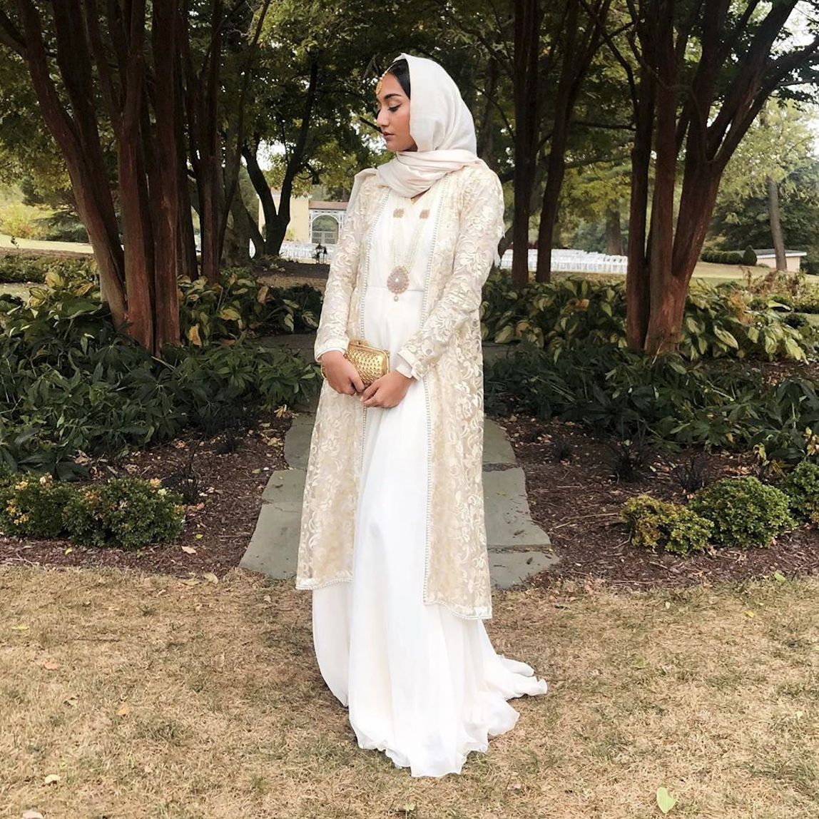 11 Seriously Pretty Bridal Show Outfits for the Modern Bride | Who What Wear 11 Seriously Pretty Bridal Show Outfits for the Modern Bride | Who What Wear