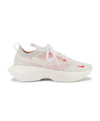 Nike + Vista Lite Sneaker in White, Laser Crimson & Photon Dust