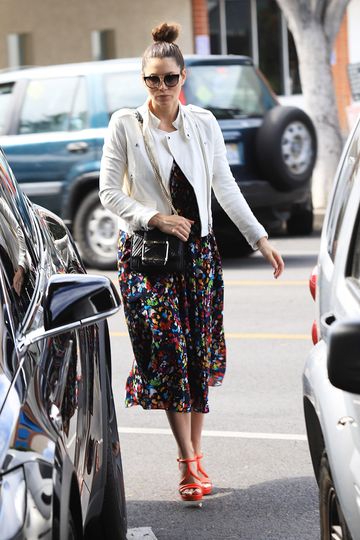 Jessica Biel's Dress Outfit Is Everything a Spring 2020 Look Should Be ...