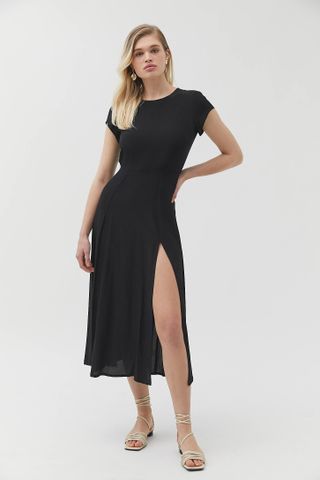 UO + Lindsey Cap-Sleeve Midi Dress
