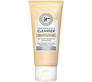 It Cosmetics + Confidence in a Cleanser