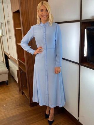 holly-willoughby-spring-dresses-285964-1583836681314-image