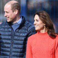 kate-middleton-sneakers-and-jeans-285985-1583451423487-square