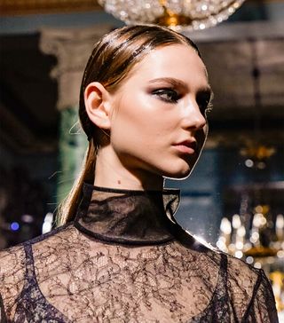 fall-winter-beauty-trends-2020-286039-1583777461411-image