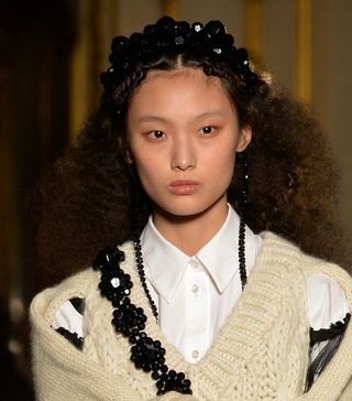 fall-winter-beauty-trends-2020-286039-1583777463523-image