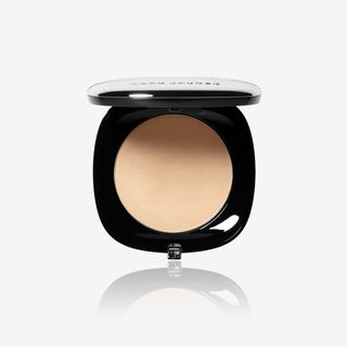 Marc Jacobs Beauty + Accomplice Instant Blur Finishing Powder in Ingenue 50