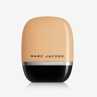 Marc Jacobs Beauty + Shameless Youthful-Look 24-Hour Foundation SPF 25