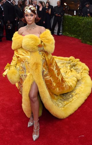 best-met-gala-looks-286176-1584448828608-image