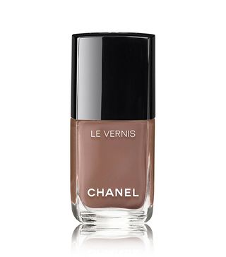 Chanel + Le Vernis Longwear Nail Colour in Particuliere