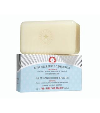 First Aid Beauty + Ultra Repair Gentle Cleansing Bar