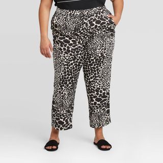 Who What Wear x Target + Relaxed Cropped Silky Trouser