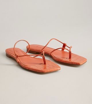 Mango + Flat Croc Sandal