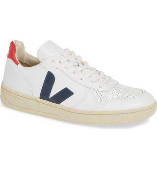 Veja + V-10 Sneaker