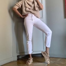 influencers-wearing-sandals-2020-286857-1587477876792-square