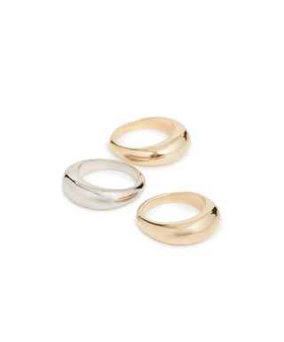 Soko + Fanned Ring Stack