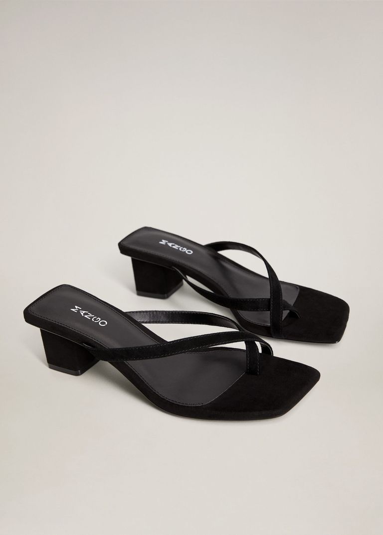 select black sandals