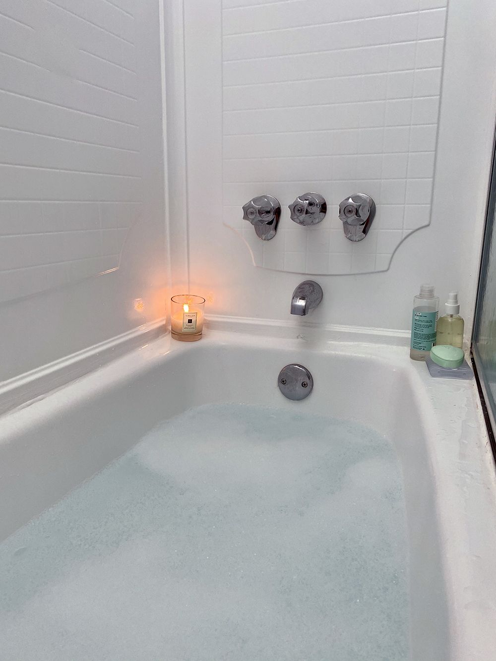 The 23 Best Bath Soaks, Oils, and Bubble Bath Products Who What Wear