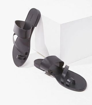 Forever 21 + Faux Leather Toe-Loop Sandals