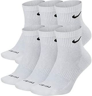 Nike + Dri-Fit Training Everyday Plus Max Cushioned Quarter Cut Ankle Socks