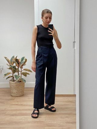 minimalist-at-home-outfits-287084-1588779501585-image