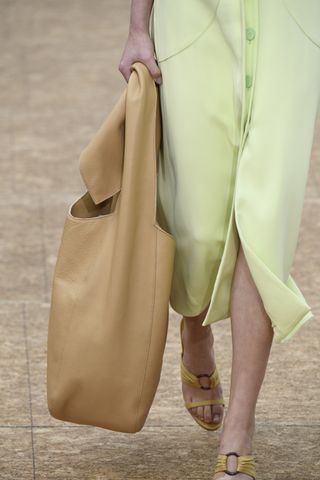 summer-handbag-trends-2020-287166-1589221778479-main