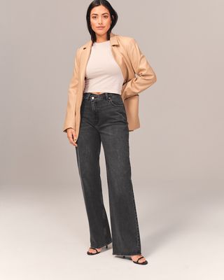 Abercrombie 
Fitch + Curve Love High Rise 90s Relaxed Jean