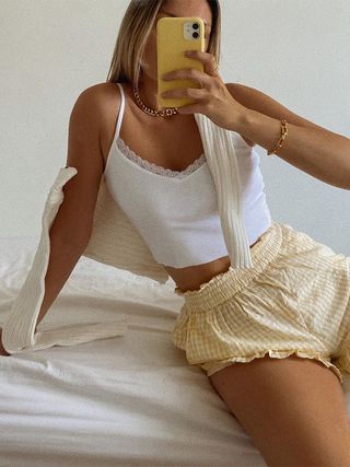 summer-weekend-outfit-ideas-2020-287482-1590673645825-image