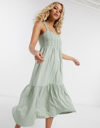 Only + Maxi Dress With Lace Detail in Green