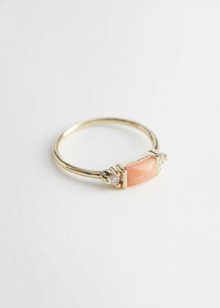 & Other Stories + Trio Stone Pendant Ring