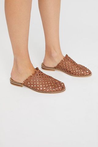 FP Collection + Mirage Woven Flat