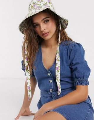 ASOS Design + Fisherman Hat With Under Tie in Ditsy Floral