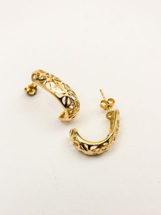 Lorne + 10ct. Gold Cut Out Stud Hoop