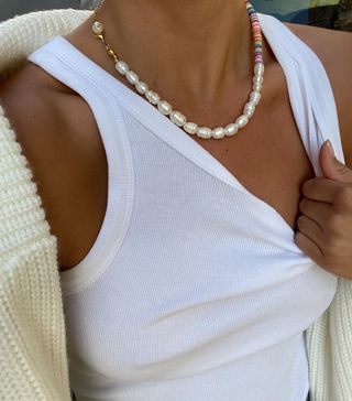how-to-wear-tank-tops-287864-1592847081777-image