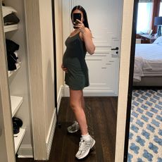 best-maternity-workout-clothes-287868-1592860238863-square
