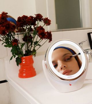 TouchBeauty + Rechargeable LED Mirror
