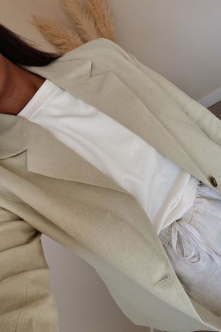 summer-linen-suits-287995-1593535834672-image