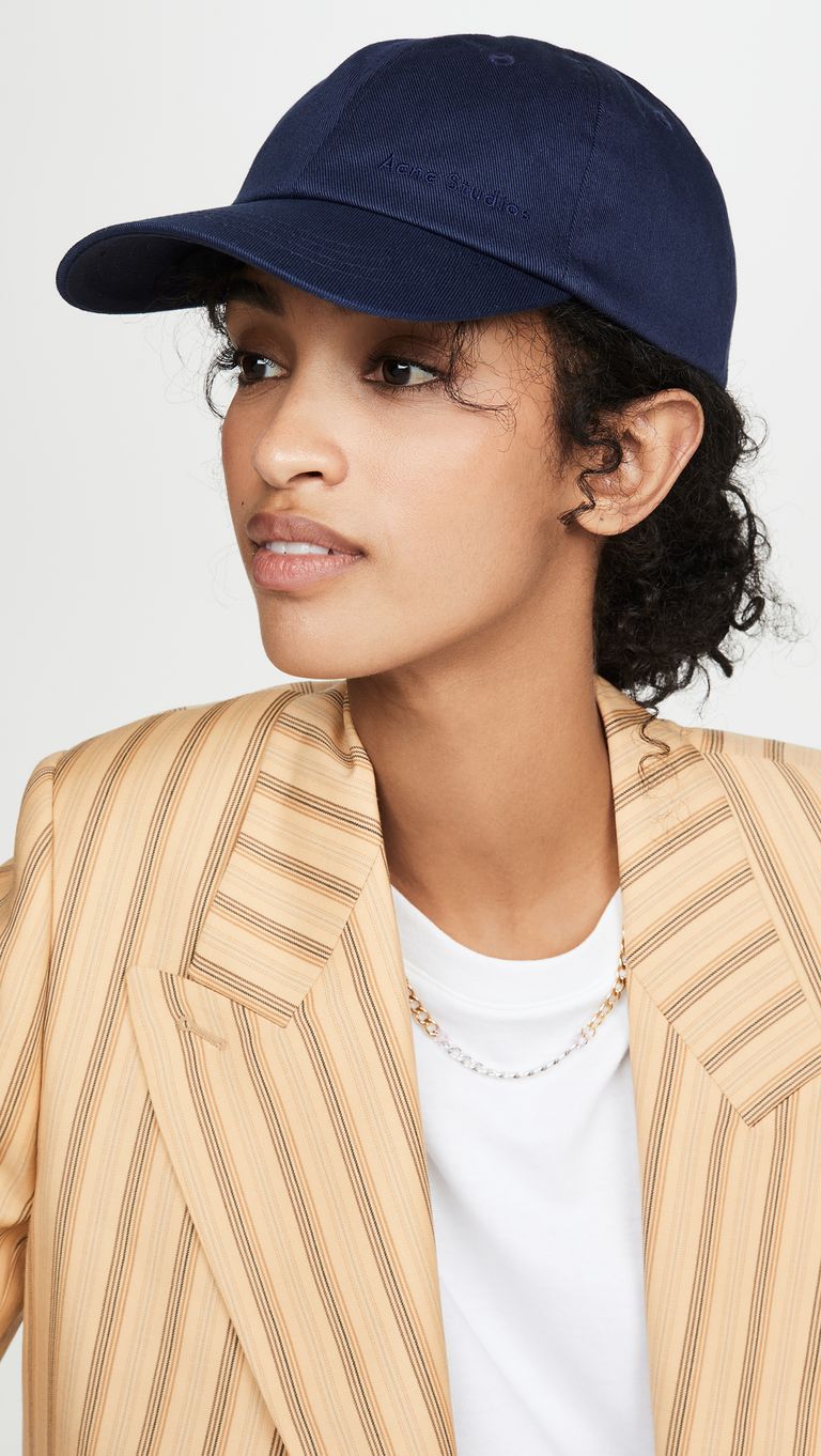 How To Style A Baseball Hat To Look Chic Who What Wear