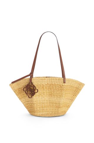 Loewe + Small Shell Basket Bag in Elephant Grass and Calfskin