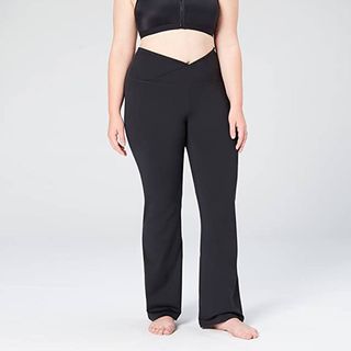 Core 10 + Yoga Bootcut Pant