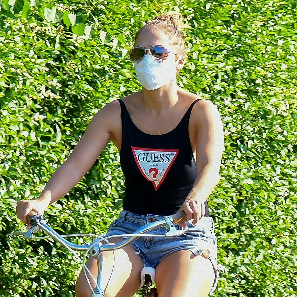 Shop the Exact Face Masks Jennifer Lopez and Aniston Wore Who