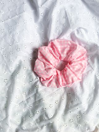 Roop + Mellisa Scrunchie in Light Pink Gingham