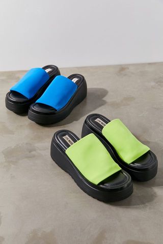 Steve Madden + UO Exclusive Scrunchy Platform Sandal