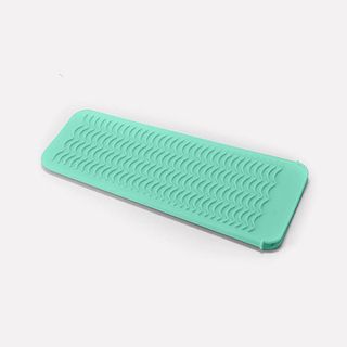 Zaxop + Resistant Silicone Mat Pouch for Flat Iron