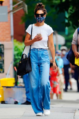 katie-holmes-summer-outfits-288269-1595241239419-image