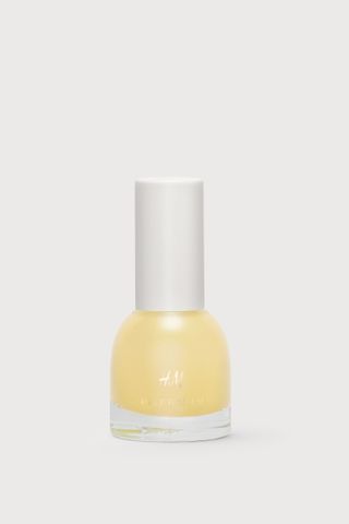 H&M + Nail Polish in Lemon Parfait